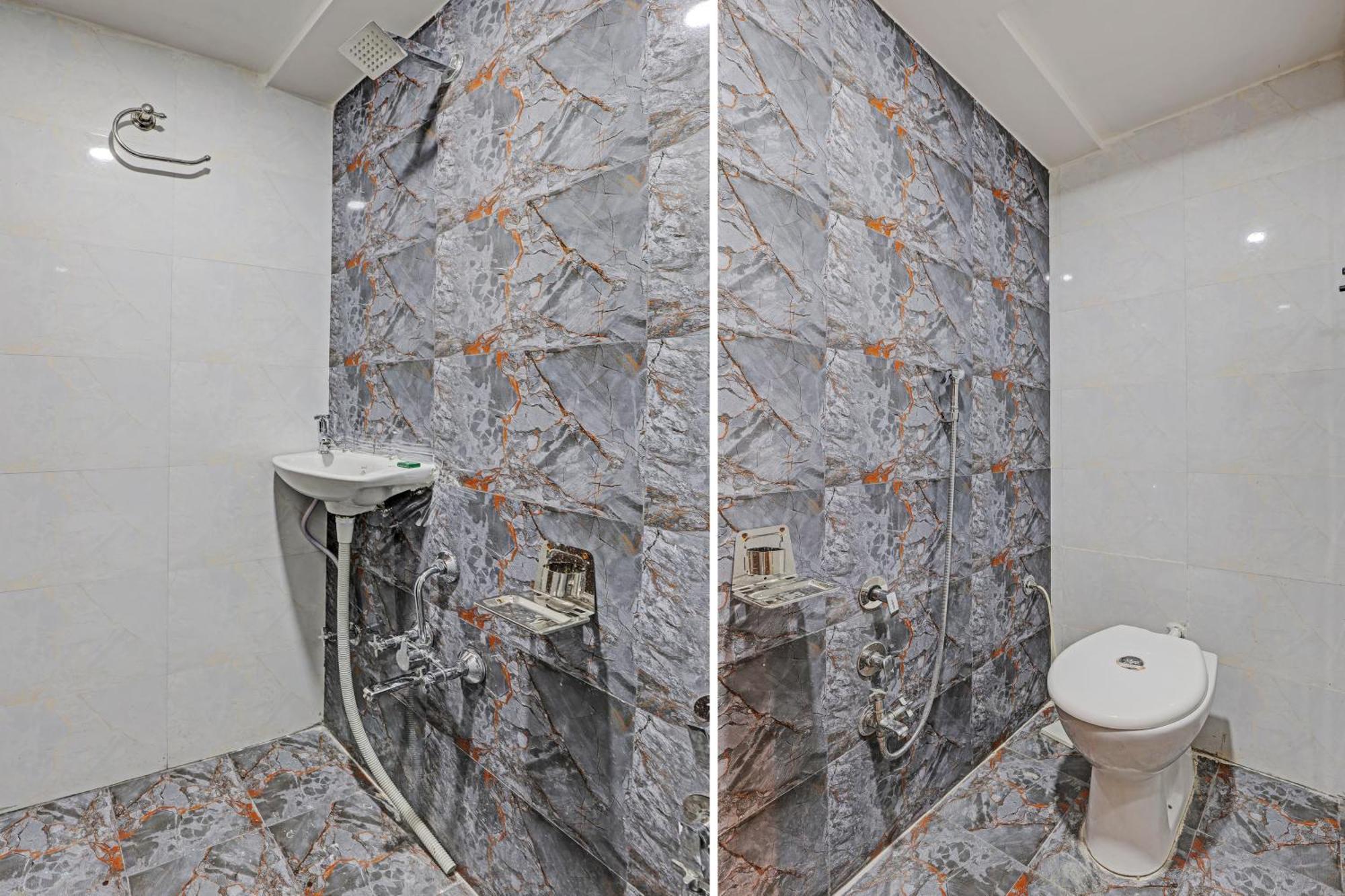 Collection O Hotel Swarg Сурат Екстер'єр фото